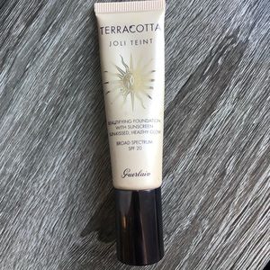 Guerlain Terracota Joli Teint (BB Cream)